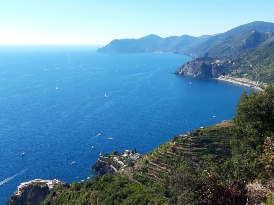 Tramonto alle cinque terre