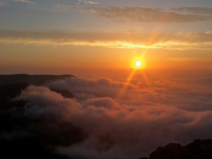 Tramonto sopra le nuvole (foto Francesca Corsi)