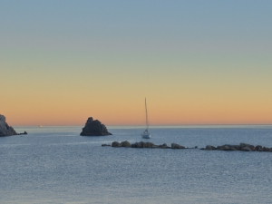 Il mare di Monterosso al tramonto (foto Irena Nekrasova)