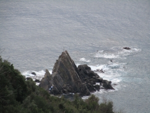 Lo scoglio dell'Asseu, dove morì la fanciulla Riva (foto Lorenzo Varani)